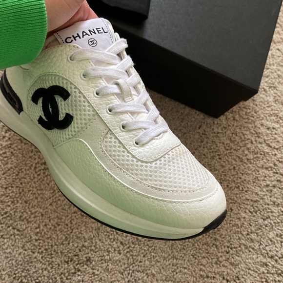 Chanel black and white sneakers size 36.5 - Picture 4 of 11